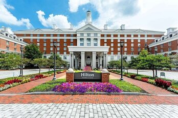 Hilton Hilton
